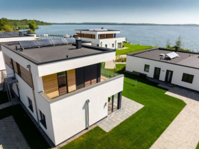 Hangar 19 geräumiges Apartment mit Garten H4W1, Schwerin